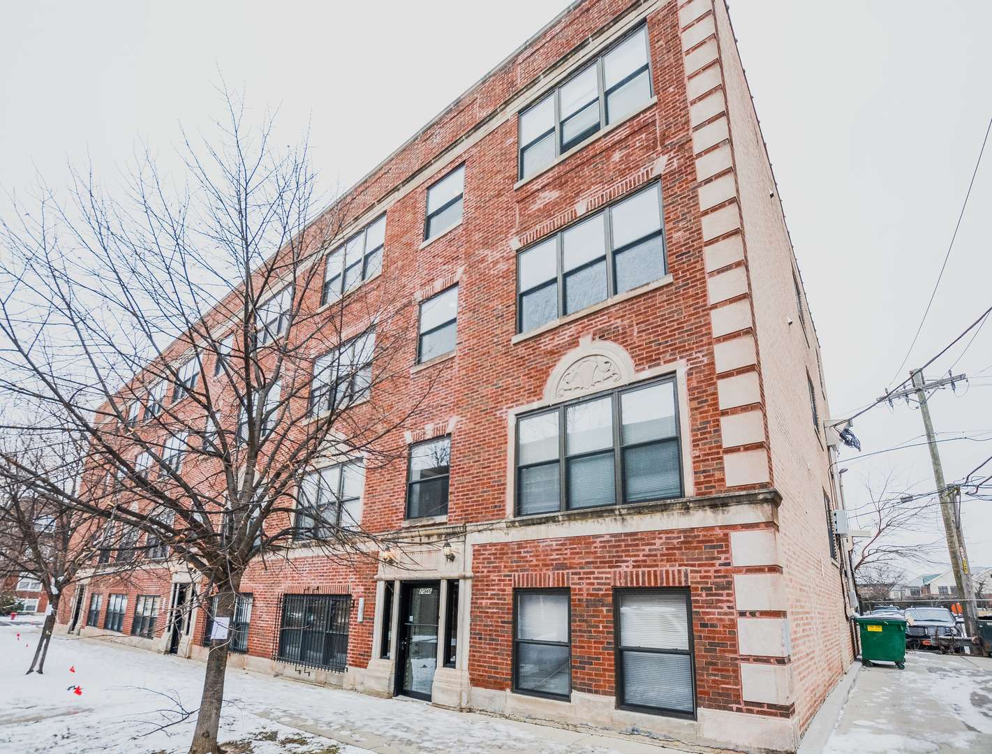 2046 W Hood Avenue #1B, Chicago, IL 60659