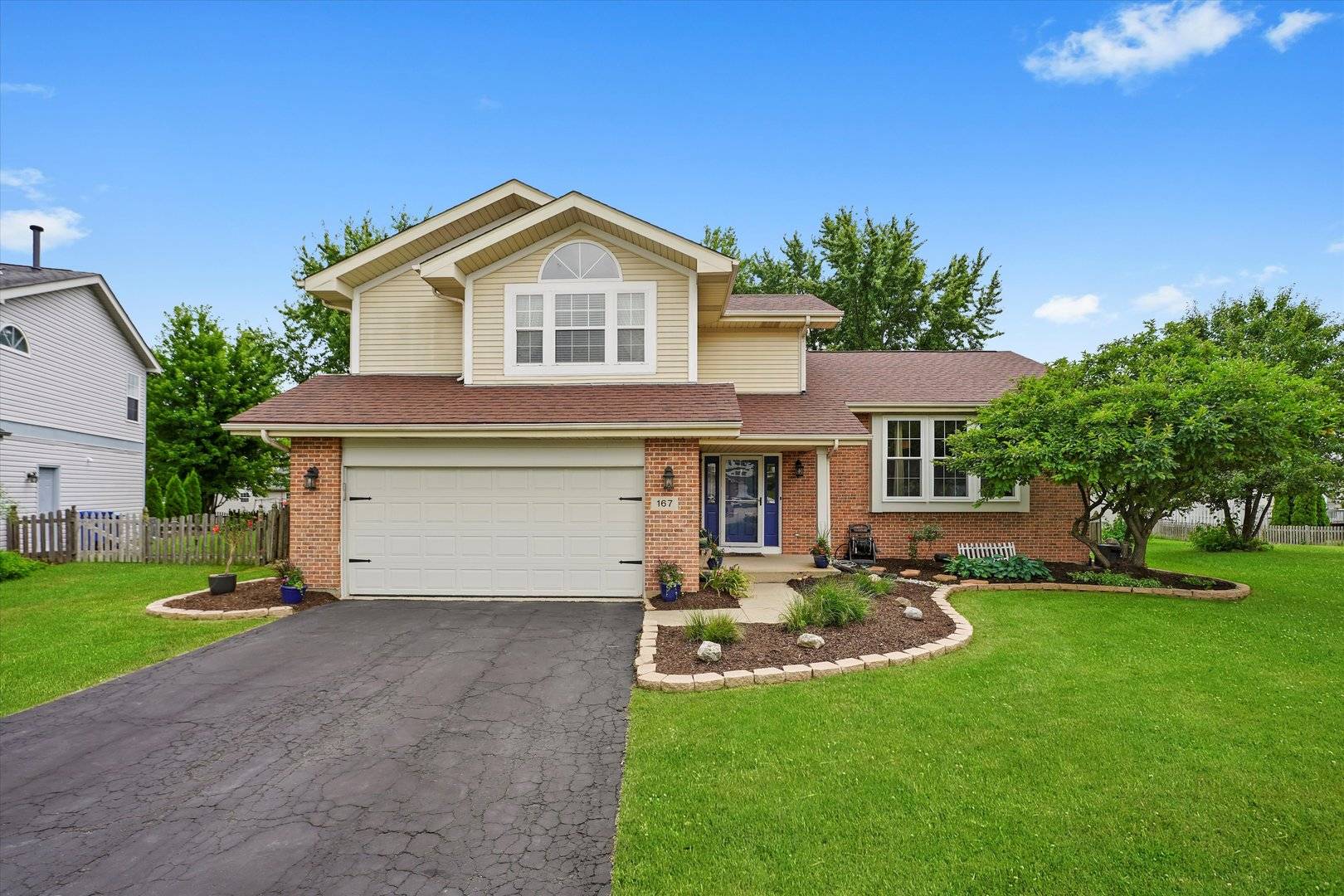 Aurora, IL 60502,167 Forestview Court