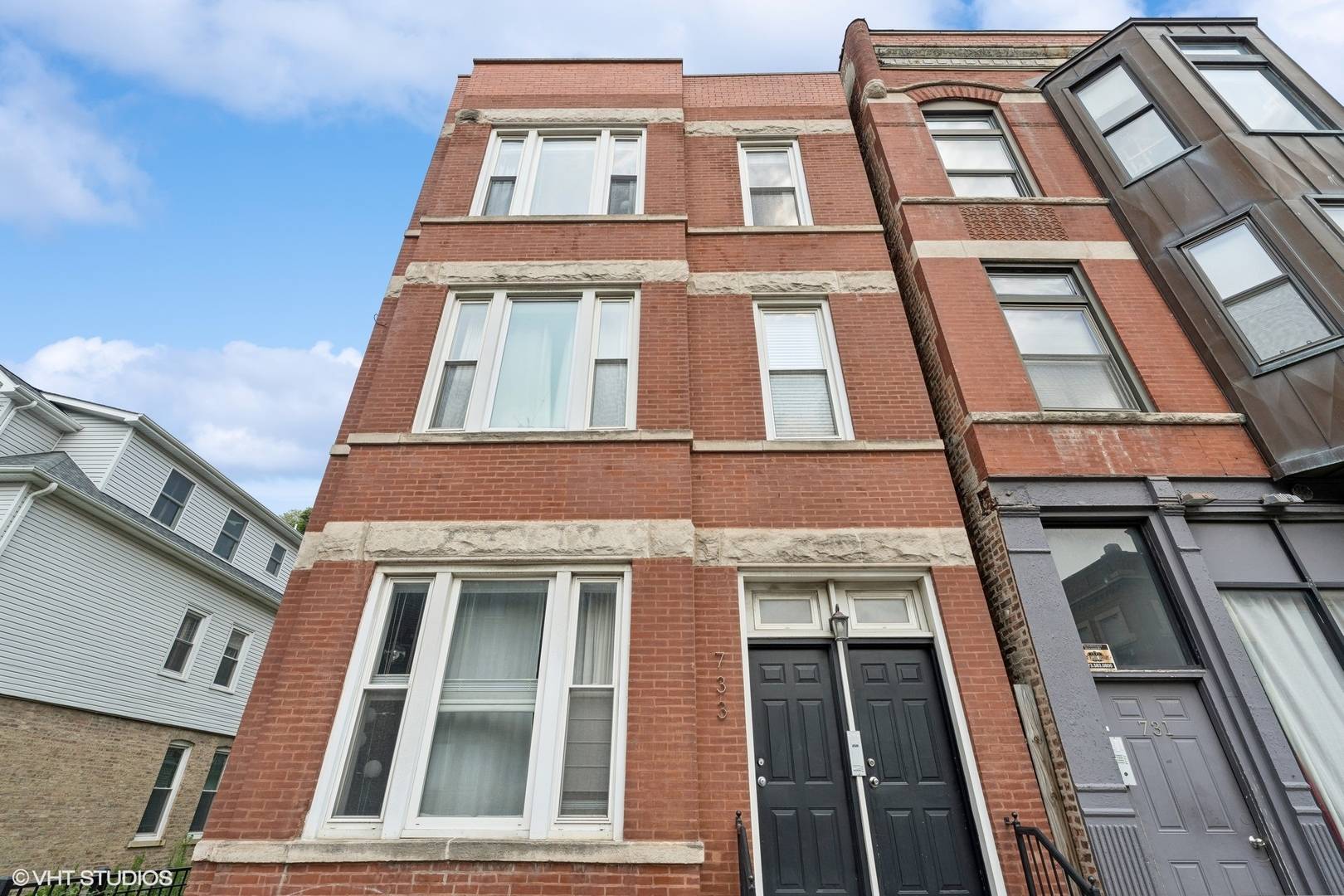 733 N Noble Street #3F, Chicago, IL 60642