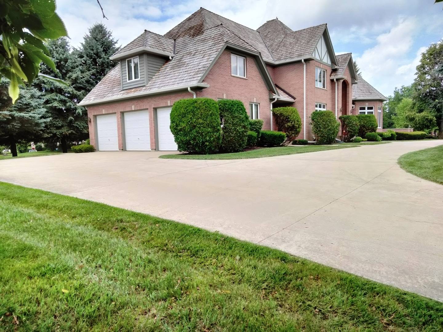 Hawthorn Woods, IL 60047,5 Harvest Glen Court