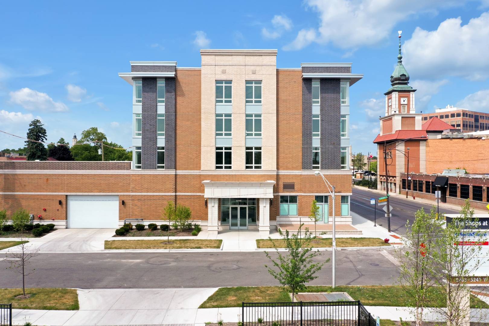 Chicago, IL 60630,4758 N Laramie Avenue #305