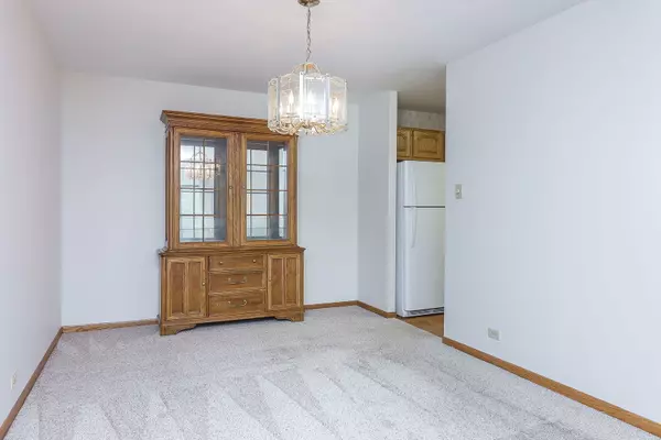 Downers Grove, IL 60516,6545 Main Street #308