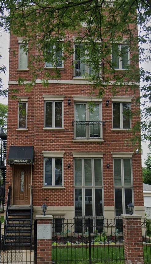 3935 S Wells Street #1, Chicago, IL 60609