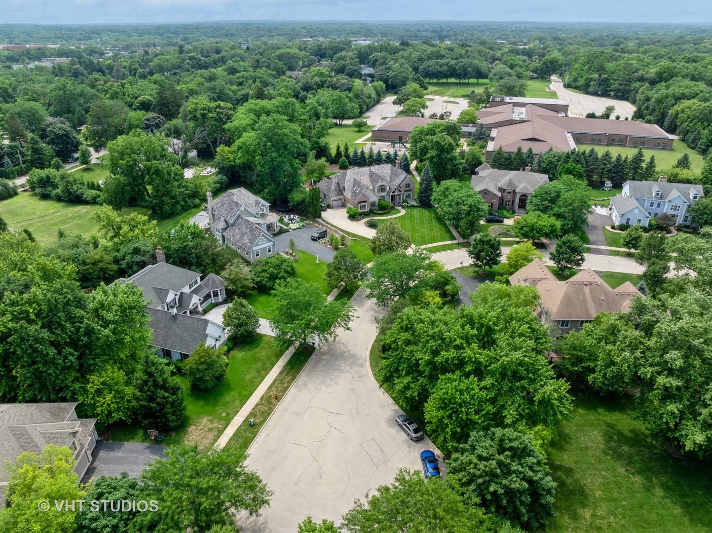 Barrington, IL 60010,880 Hampstead Court