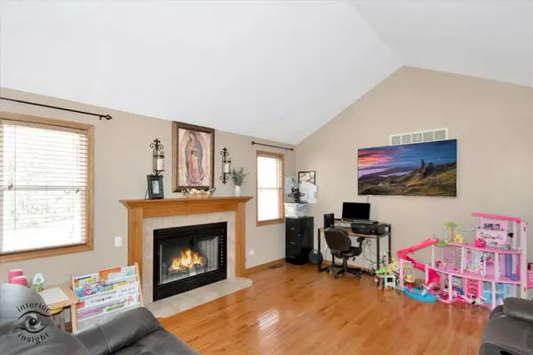 Beecher, IL 60401,325 Hunters Drive