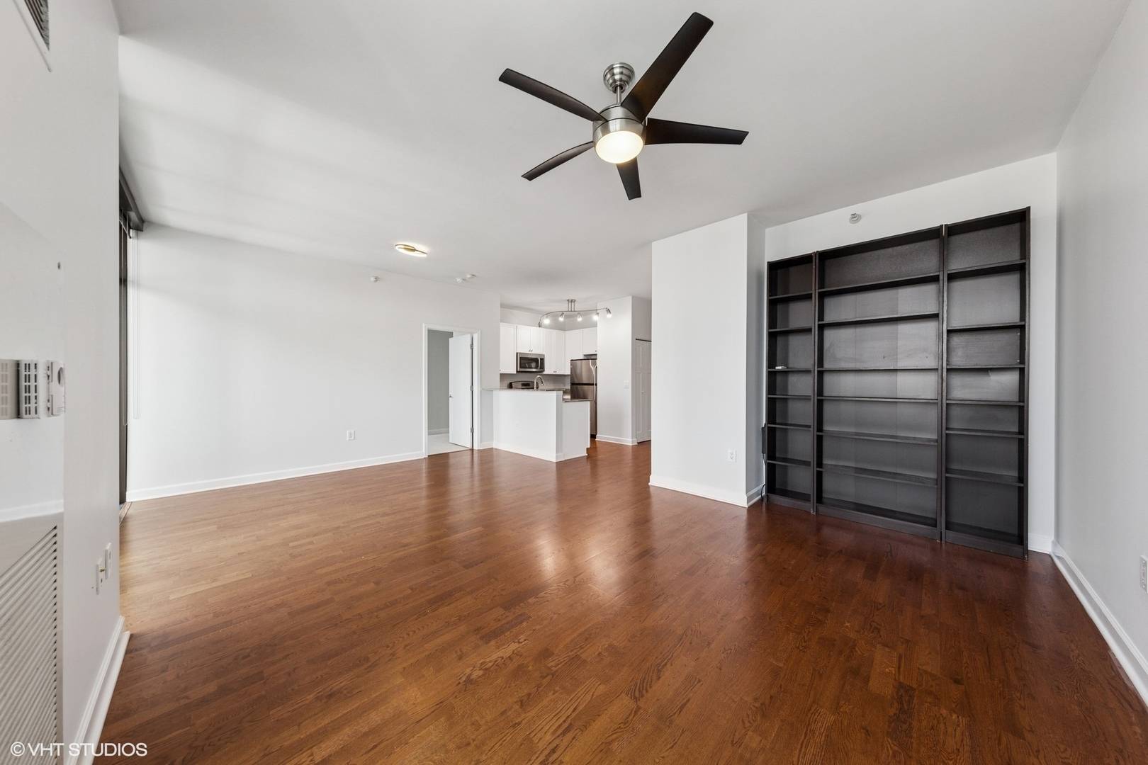 Chicago, IL 60605,233 E 13th Street #2210