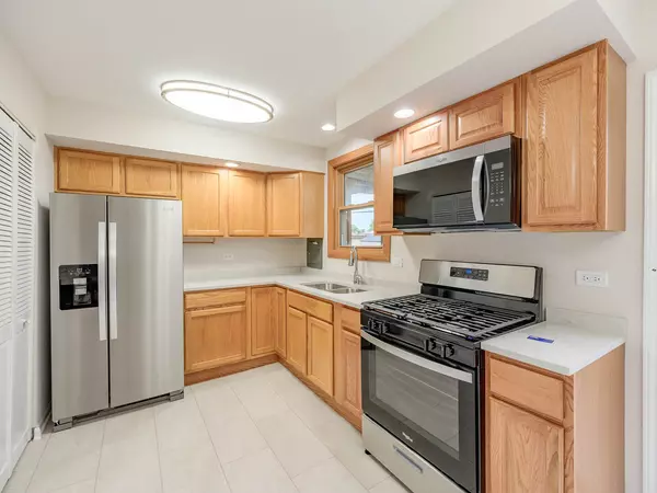 Crestwood, IL 60418,13319 Crestwood Drive