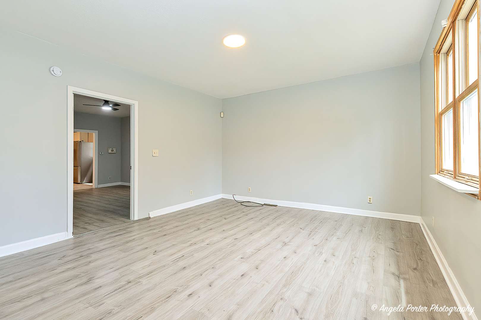 Waukegan, IL 60085,551 S Martin Luther King Jr Avenue #2