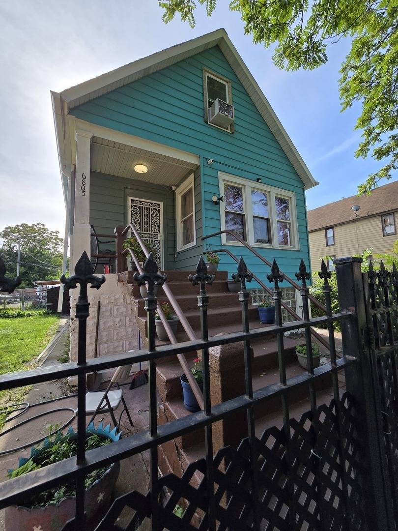 6805 S Wood Street, Chicago, IL 60636