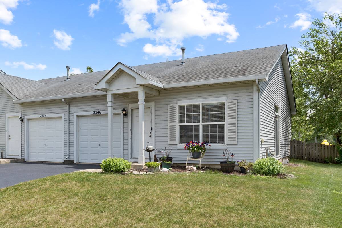 Montgomery, IL 60538,2246 Margaret Drive #2246
