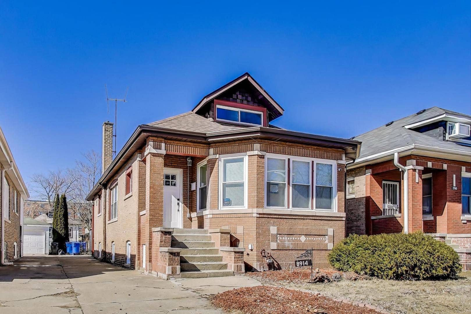 Chicago, IL 60620,8914 S Throop Street