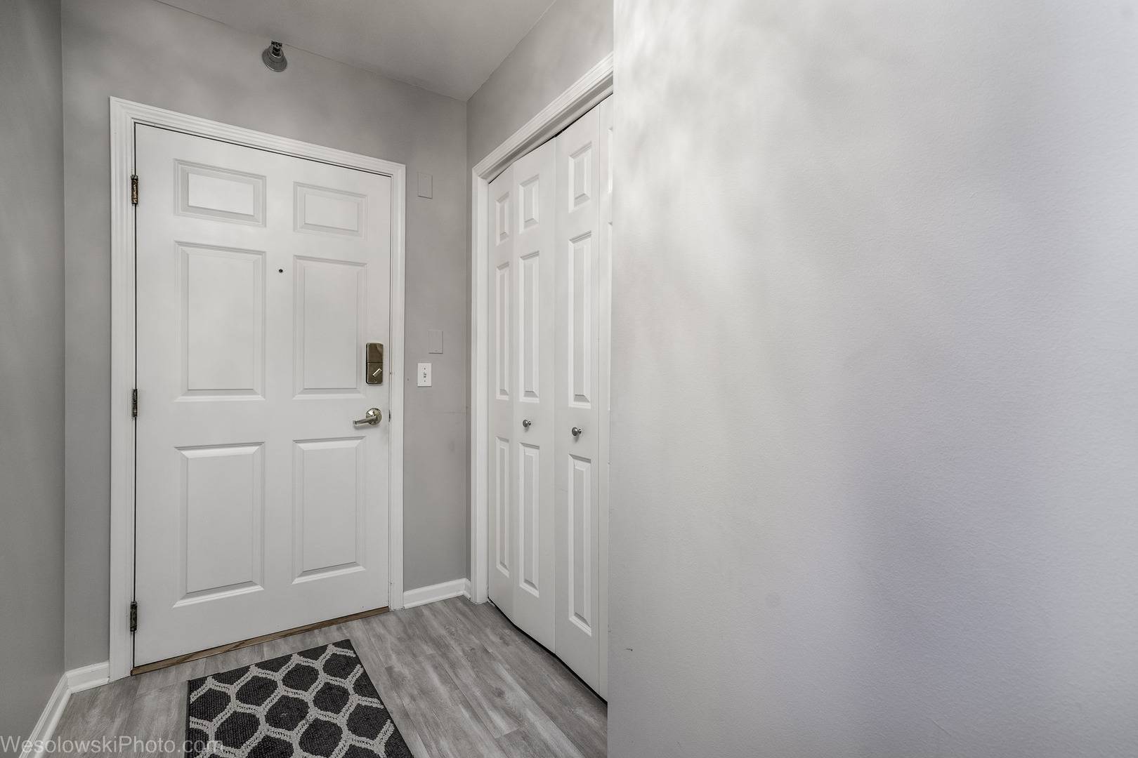 Niles, IL 60714,7091 W Touhy Avenue #505