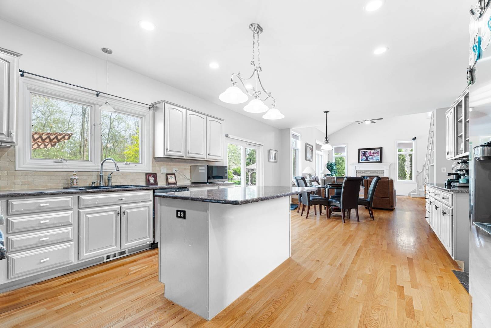 Mundelein, IL 60060,25909 N Arrowhead Drive