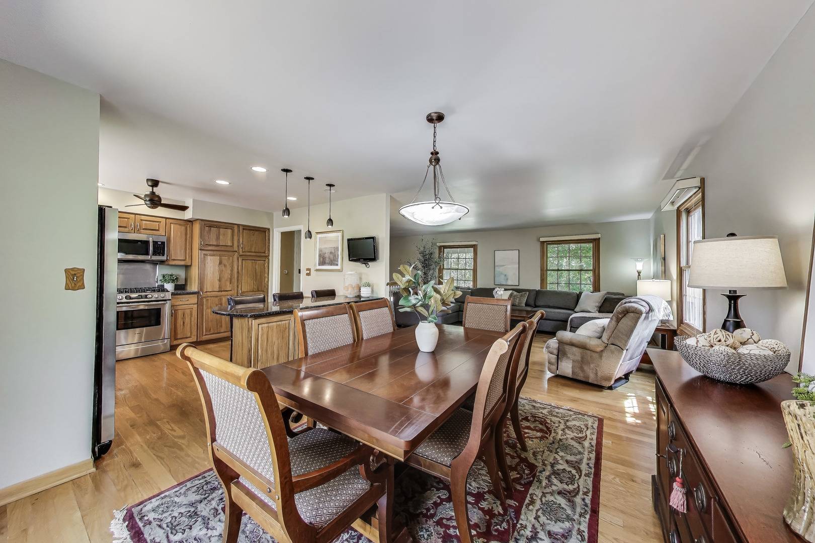 Buffalo Grove, IL 60089,220 Stonegate Road