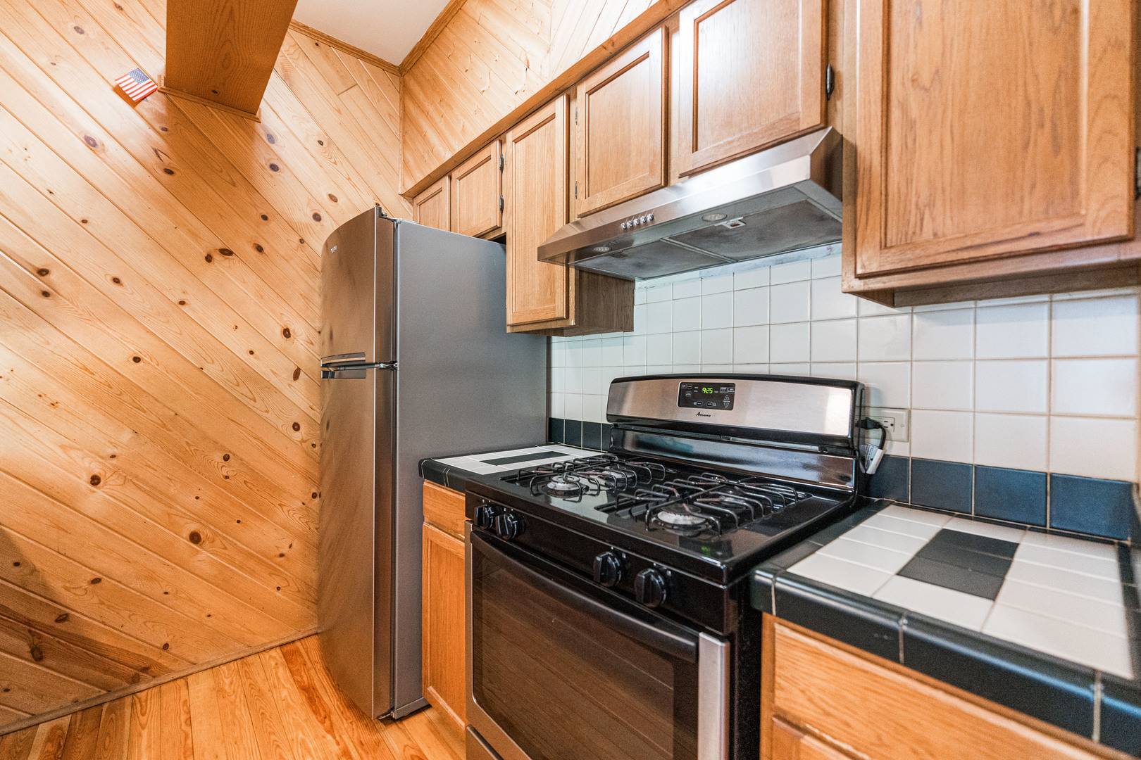 Schaumburg, IL 60193,1217 CRANBROOK Drive