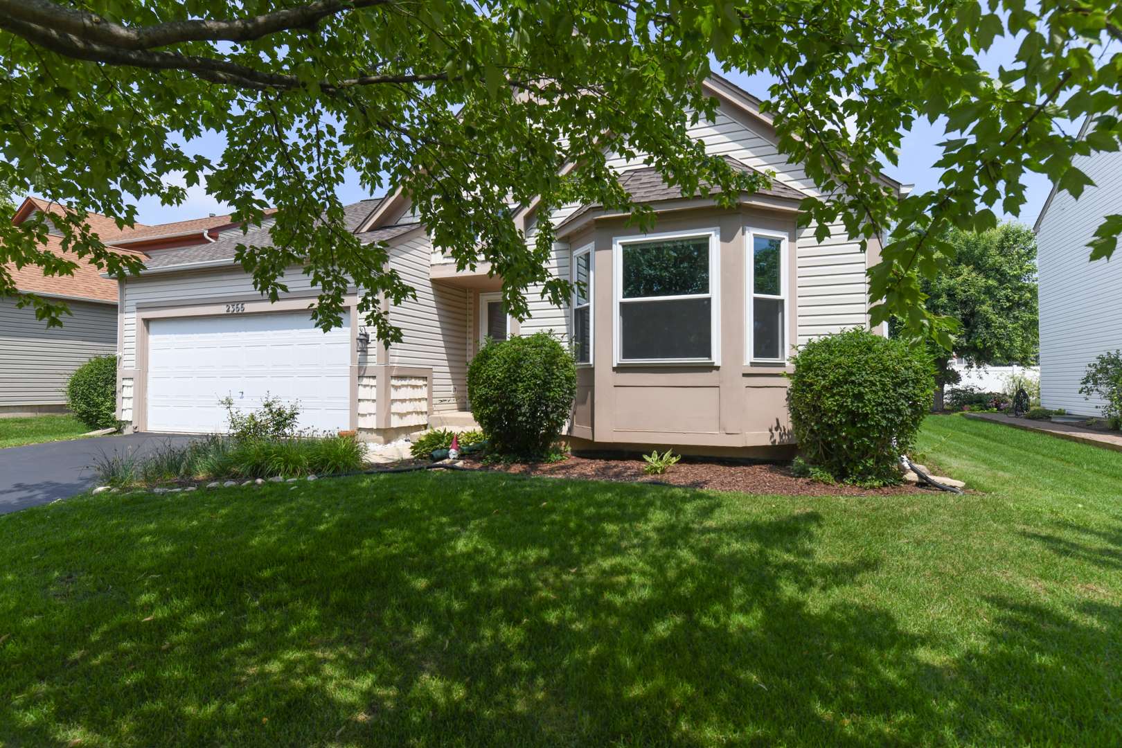 Elgin, IL 60123,2366 Nantucket Lane