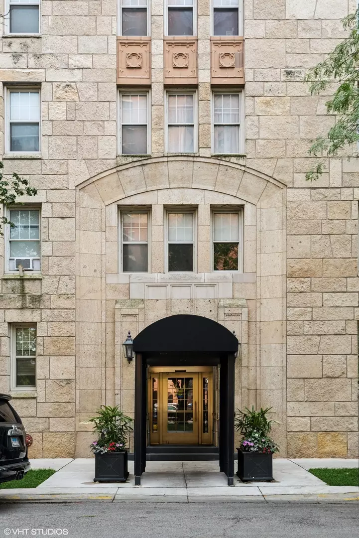 Chicago, IL 60615,5000 S East End Avenue #23A