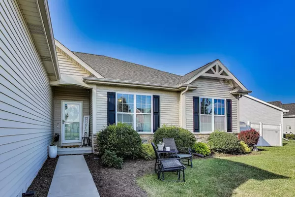 Sycamore, IL 60178,2320 Coventry Circle