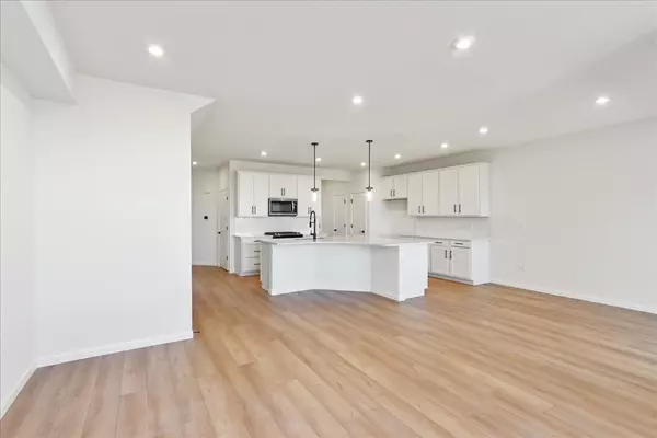 Bolingbrook, IL 60490,620 Switchgrass Way #61006