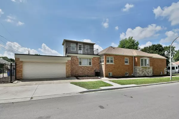 Chicago, IL 60617,8801 S Merrill Avenue