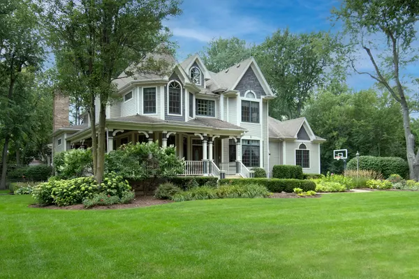 Naperville, IL 60540,7S448 Arbor Drive