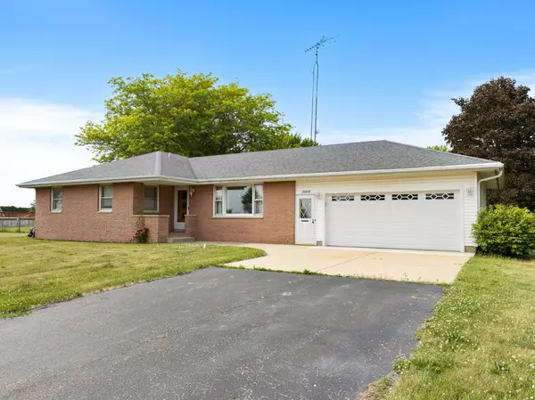 26008 Helen Road, Garden Prairie, IL 61038