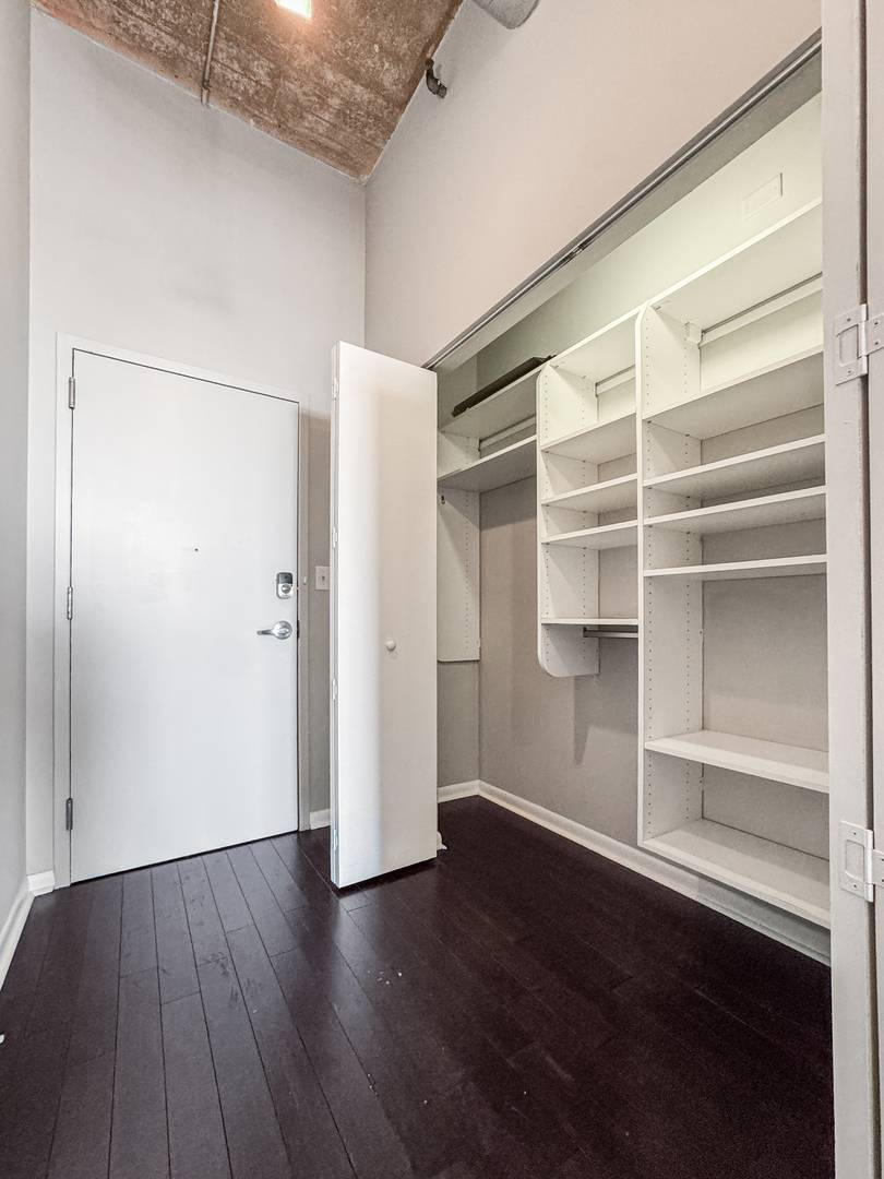 Chicago, IL 60608,1550 S Blue Island Avenue #1125