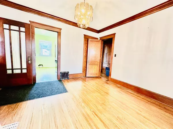 Streator, IL 61364,215 W Washington Street