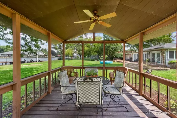 Mchenry, IL 60051,1423 N River Road