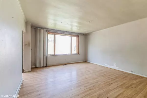 Chicago, IL 60620,8800 S Winchester Avenue