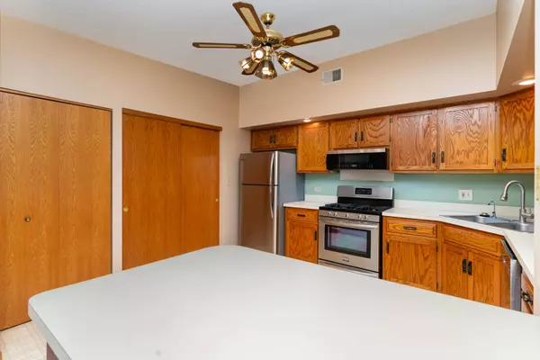 Joliet, IL 60435,3119 Ingalls Avenue #3B