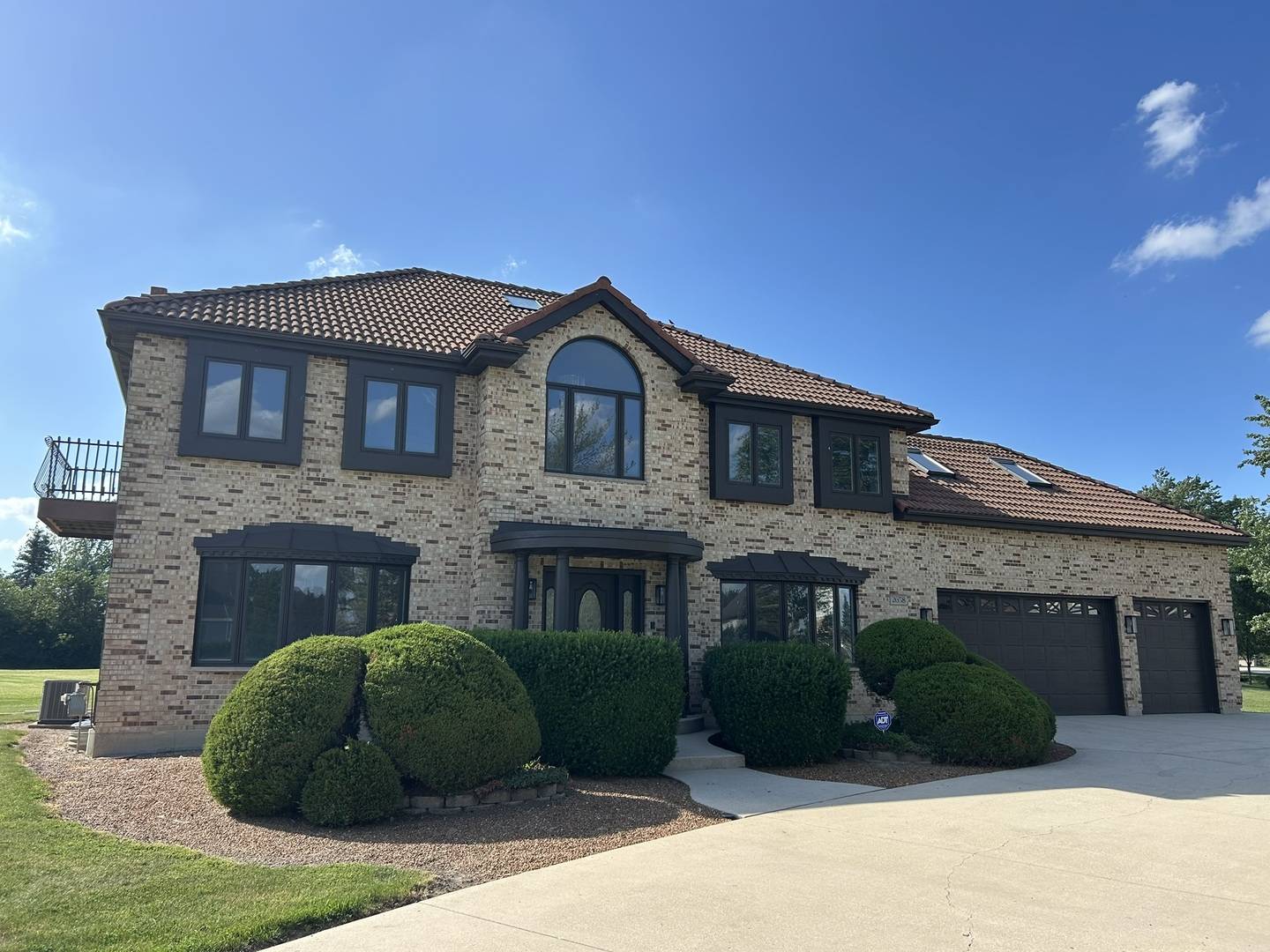 Crete, IL 60417,2658 E ROYAL RIDGE Drive