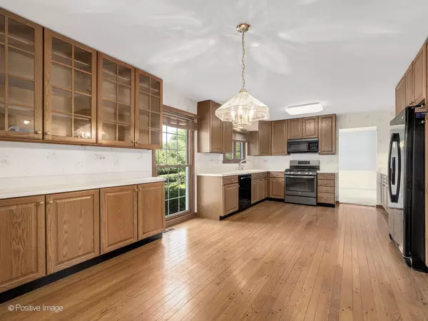 Wheaton, IL 60189,1632 Hemstock Avenue