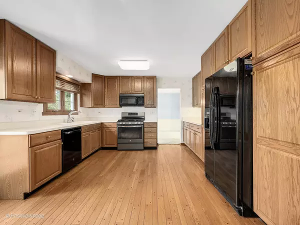 Wheaton, IL 60189,1632 Hemstock Avenue