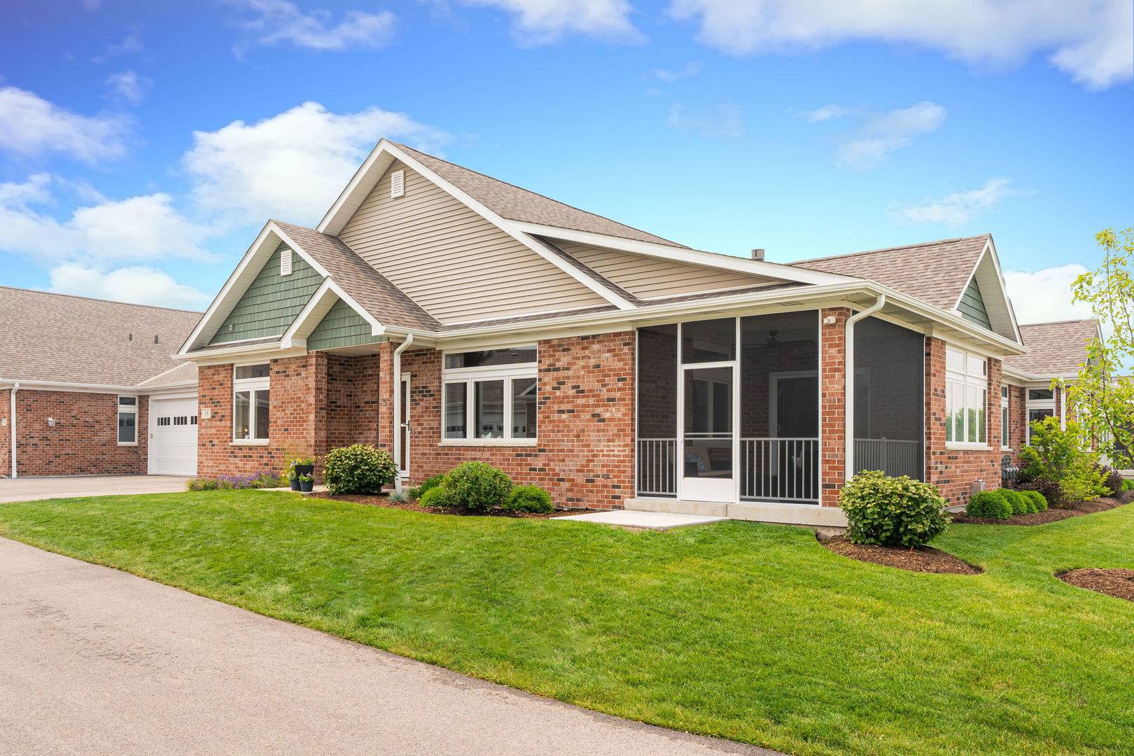 Sycamore, IL 60178,22 Kloe Lane #22