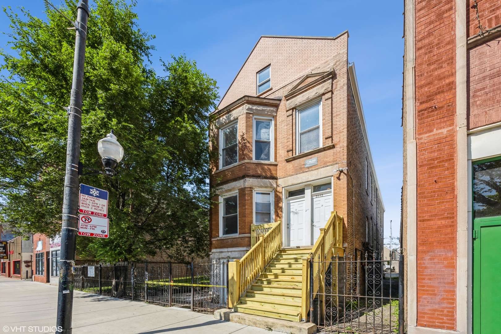 2442 S Kedzie Avenue #2F, Chicago, IL 60623