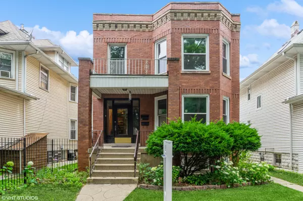 5138 W Montrose Avenue #2, Chicago, IL 60641