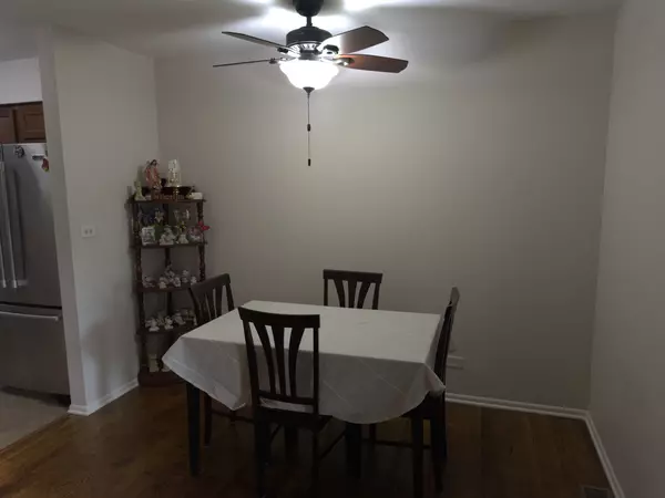 Streamwood, IL 60107,2104 Falmouth Court