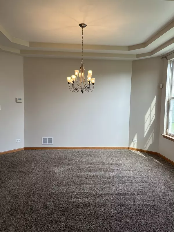 North Aurora, IL 60542,725 Kelley Drive