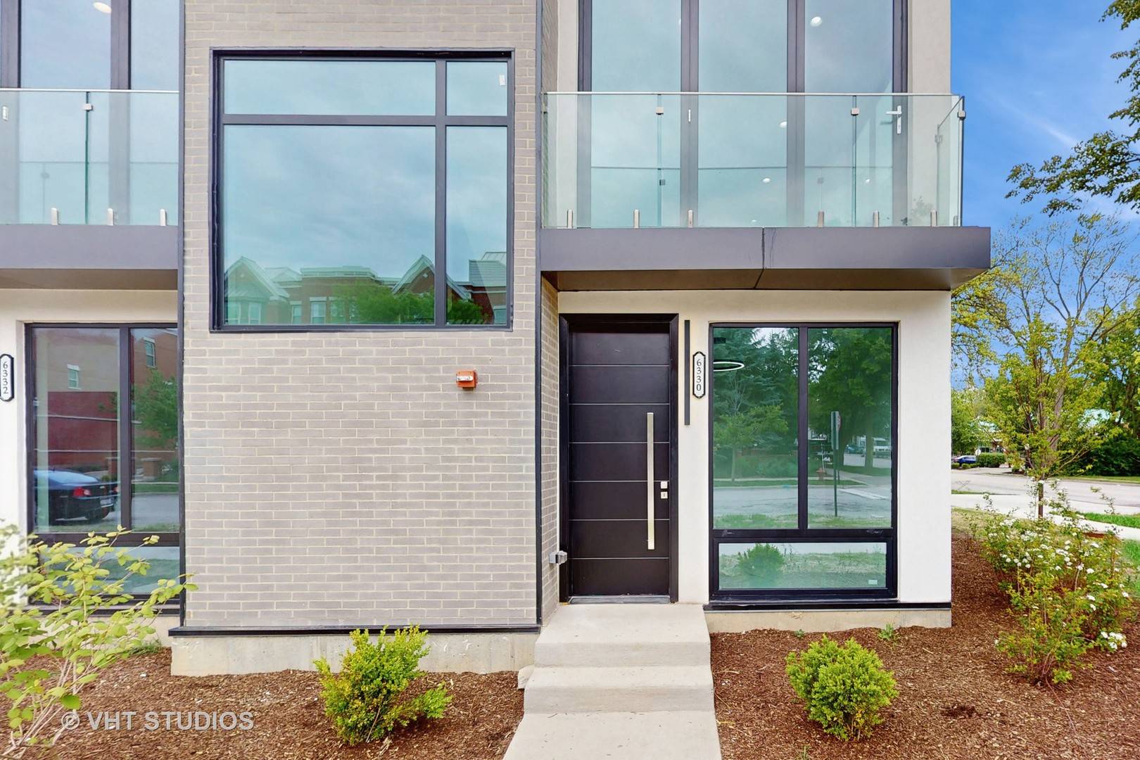 Morton Grove, IL 60053,6332 Hennings Court