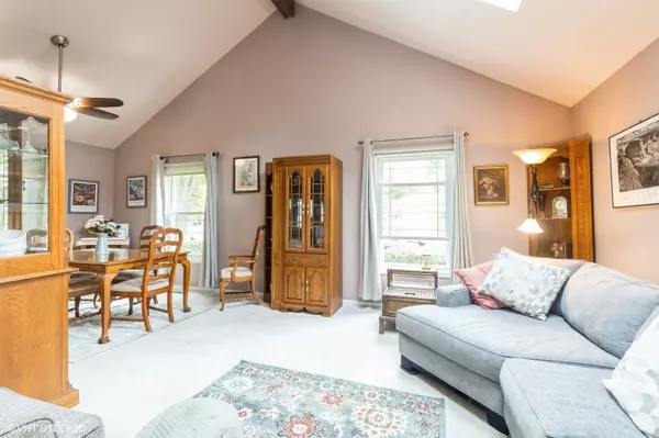 Crystal Lake, IL 60014,539 Monterey Drive