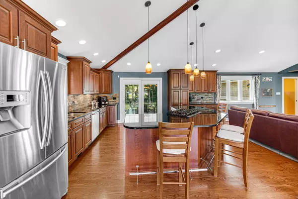 Orland Park, IL 60462,7717 Palm Drive
