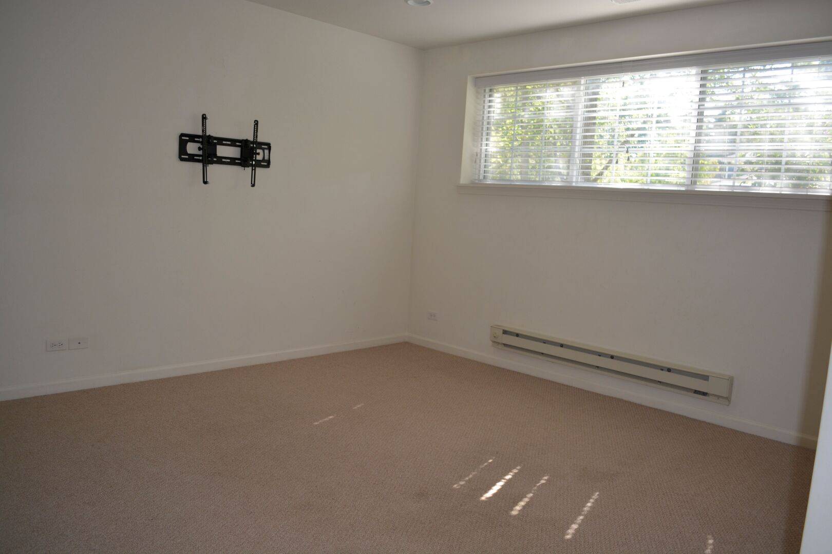 Mount Prospect, IL 60056,220 River Front Drive
