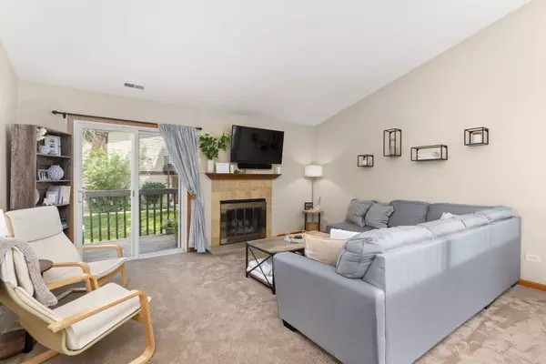 Woodridge, IL 60517,2408 Danbury Drive #A2