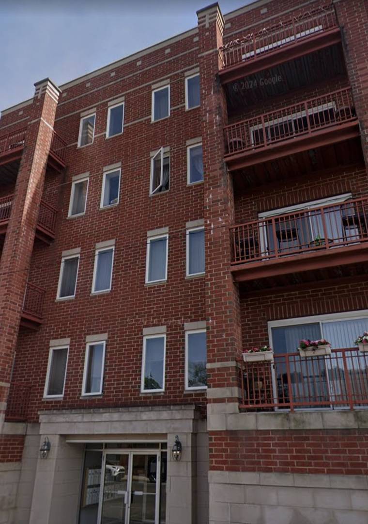6238 26th Street #504, Berwyn, IL 60402