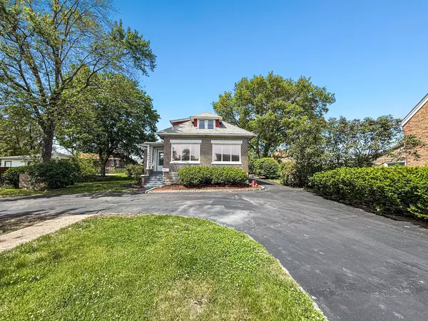 Lansing, IL 60438,2914 Ridge Road