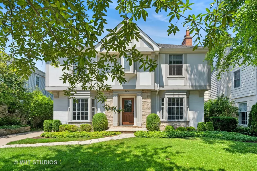 2150 Greenwood Avenue, Wilmette, IL 60091