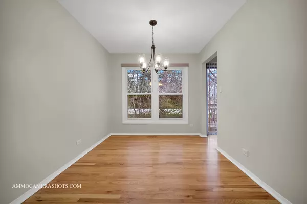 Naperville, IL 60563,1105 Greensfield Drive