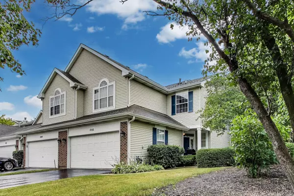 1996 Blackberry Lane, Hoffman Estates, IL 60169