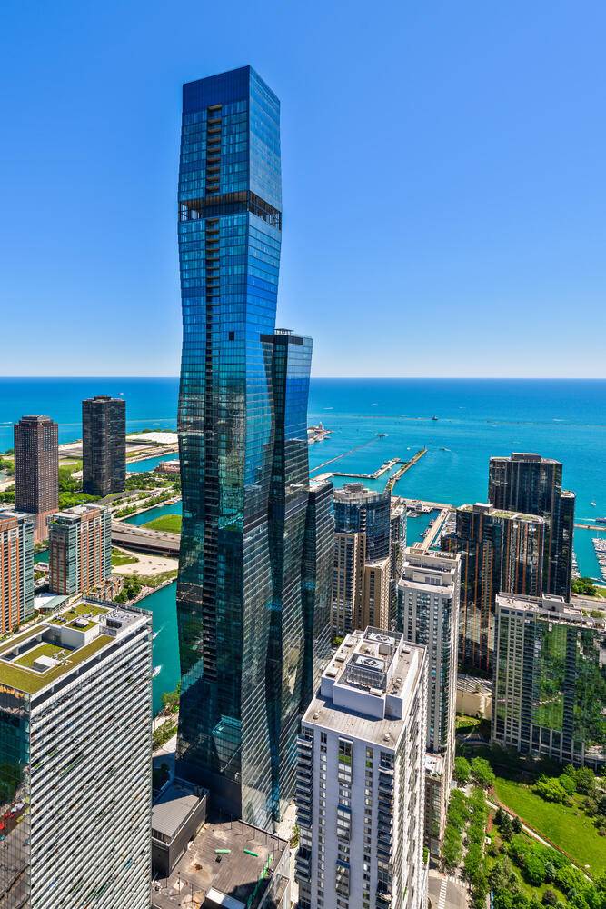 363 E Wacker Drive #4208, Chicago, IL 60601